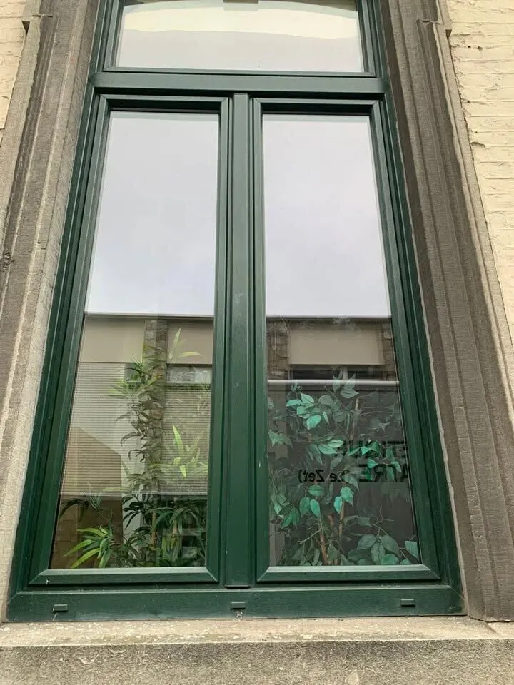 Fenêtre vandalisée : remplacement complet